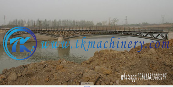 Steel Pedestrian Bridge with Long Span and Heavy Load Capacity in Anti-Skid Deck