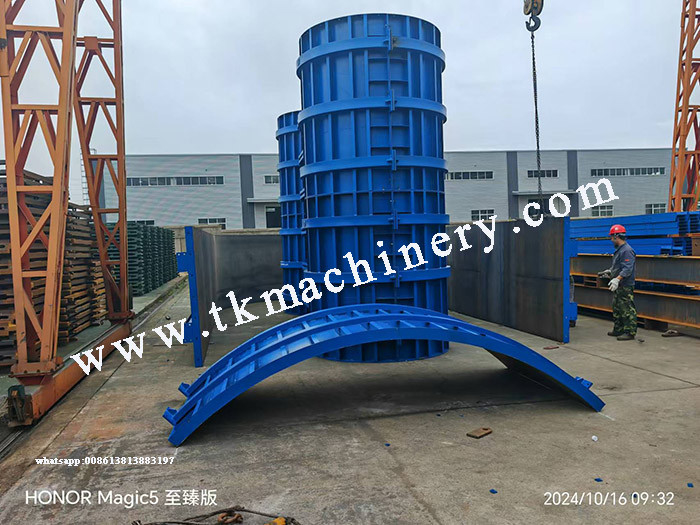 Versatile And Steel Formwork For Bridge Pier / Abutment Construction