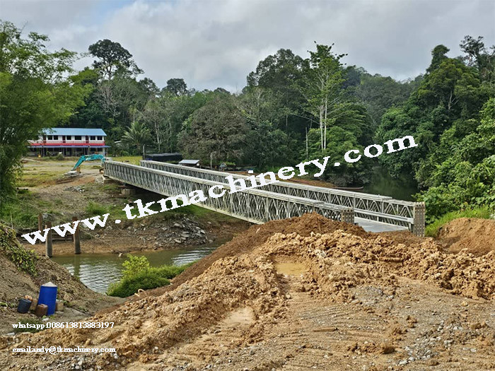 60m Long Span Galvanized Steel Bridge for Heavy Load 4.2m Extra Wide Footway and 9m Ramp